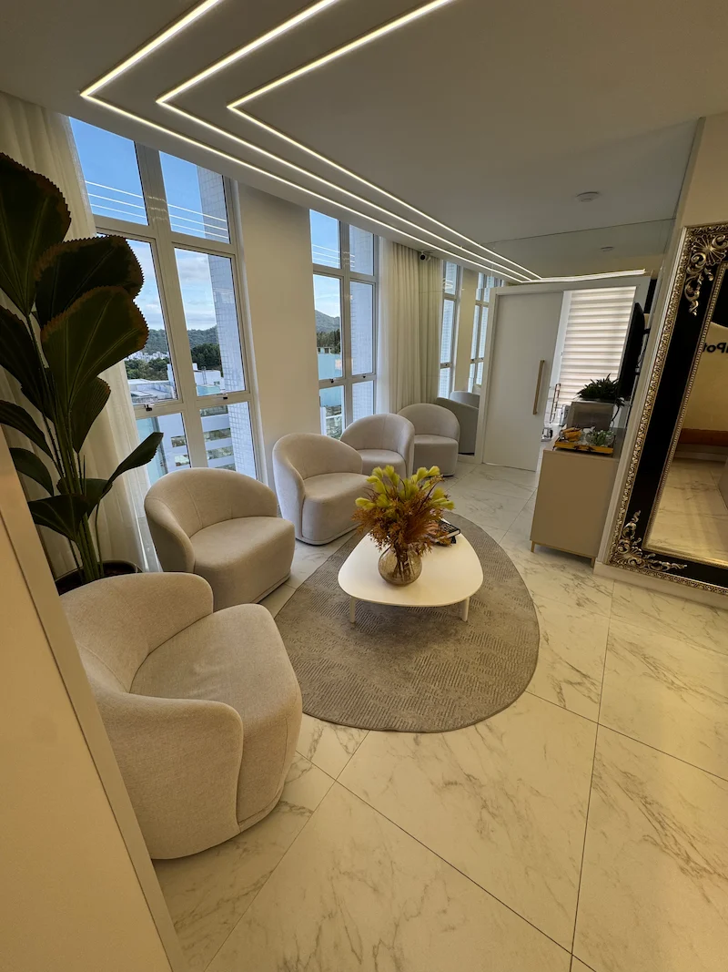 CLINICA DRA. ANA LAURA FONTANA